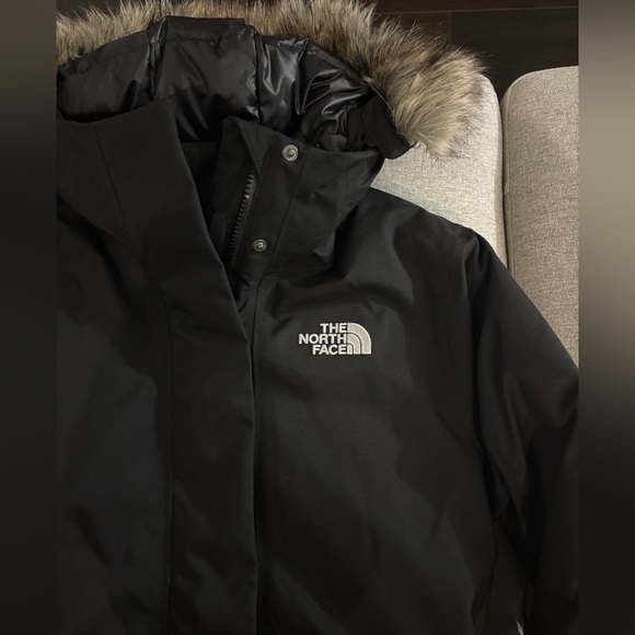 The North Fave Women’s Arctic Parka Black Small - Picture 8 of 9